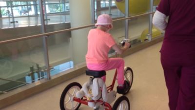 Дитяча лейкемія: історія Ави