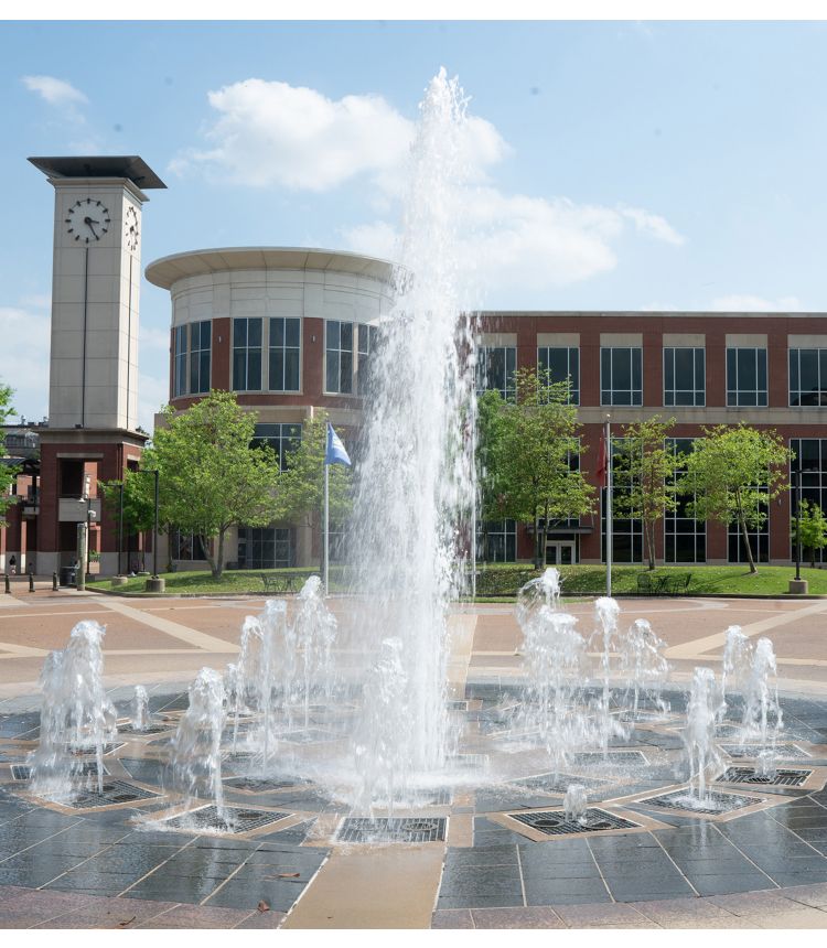 photo of fountain outside U of M Student Center