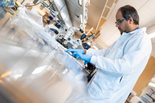 Senior Researcher Pete Hall at work in the CAGE laboratory.