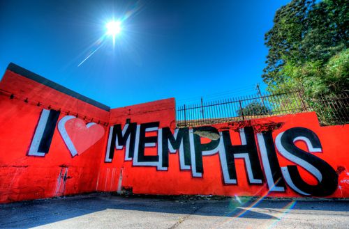 Mural that says I Love Memphis