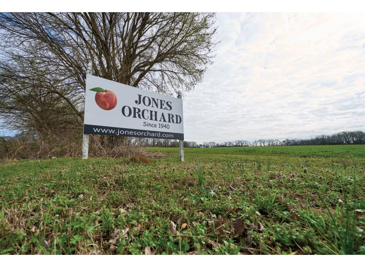 Sign of Jones Orchard Markets Jams and Jellies