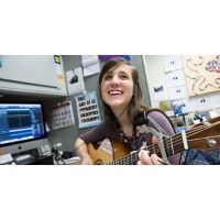 Music therapy program goes digital to reach quarantined patients