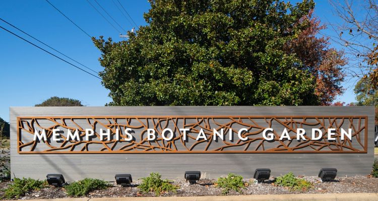 Memphis Botanic Garden entrance sign.