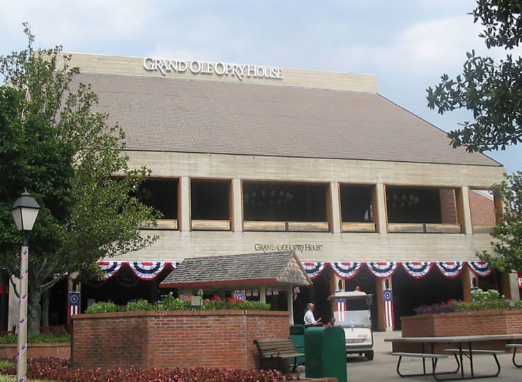 Photo of Exterior of Grand Ole Opry house