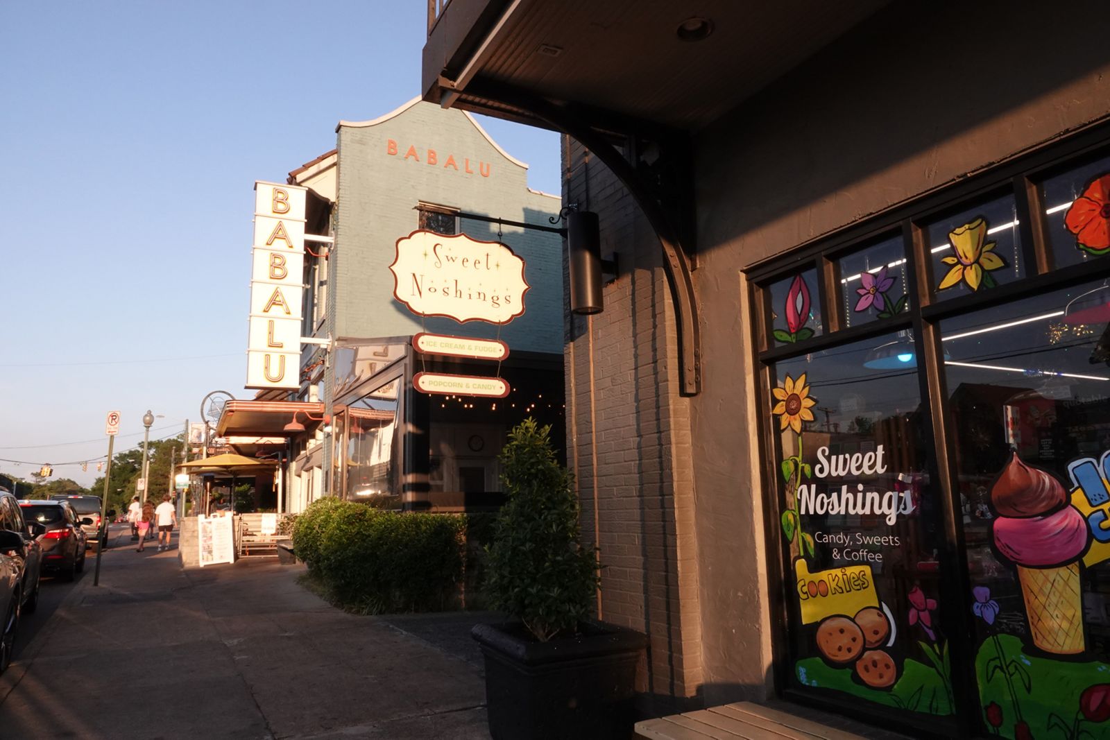 photo of Madison Avenue at Overton Square