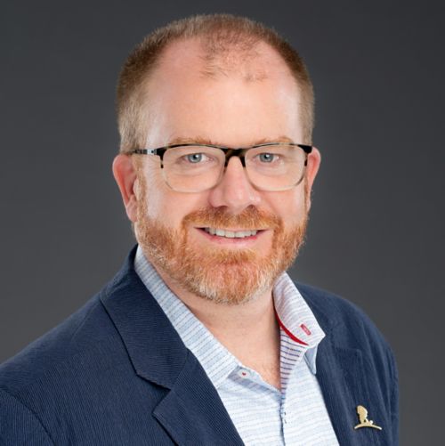 Giles Robinson