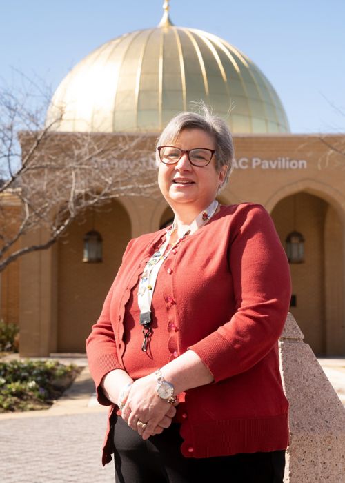 Outdoor portrait of Sandy Owen on St. Jude campus