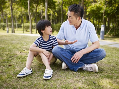 Comment aider les enfants lorsque leur frère ou sœur termine son traitement contre le cancer