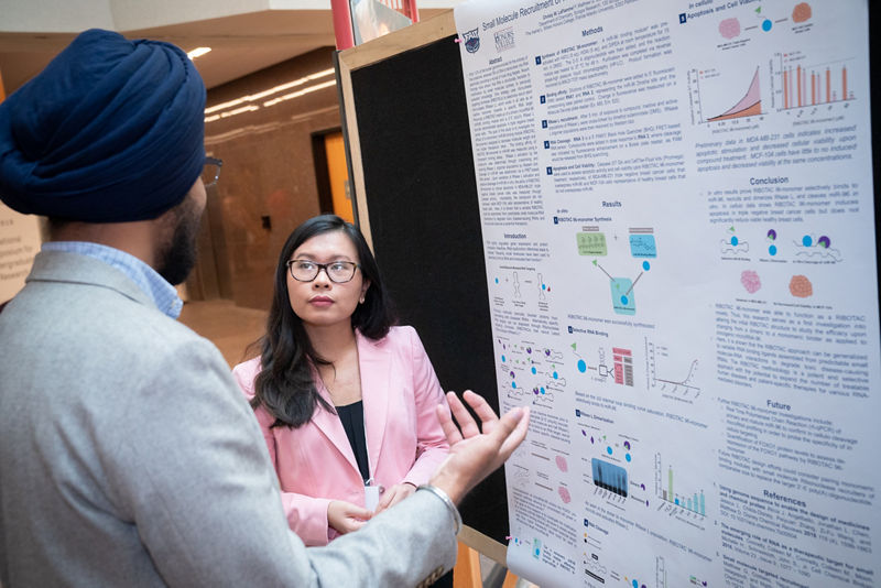 Christy LaFlamme (Florida Atlantic University) presents her work.