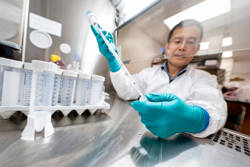 Man working in lab.