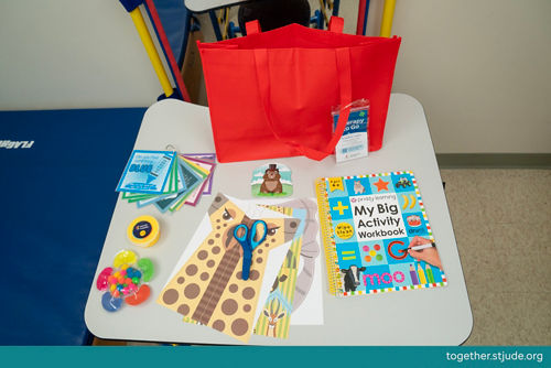 Bolsa de terapia para llevar para niños de 4 a 6 años en edad de desarrollo.