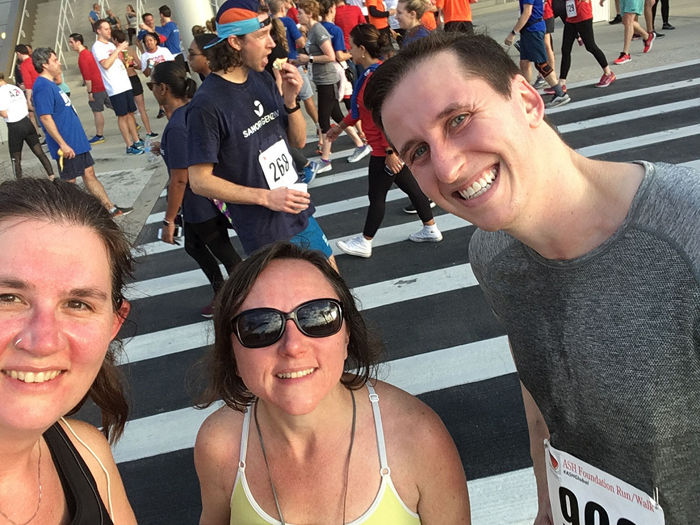 people at 5k race
