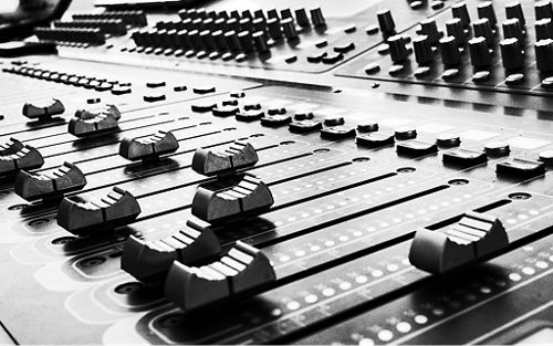 Hearing soundboard