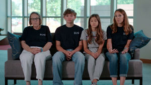 Video thumbnail: Supporting a Sibling with Li-Fraumeni Syndrome (LFS)